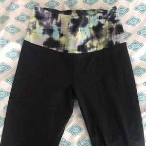 Victoria’s Secret Sport leggings